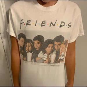 FRIENDS T-shirt